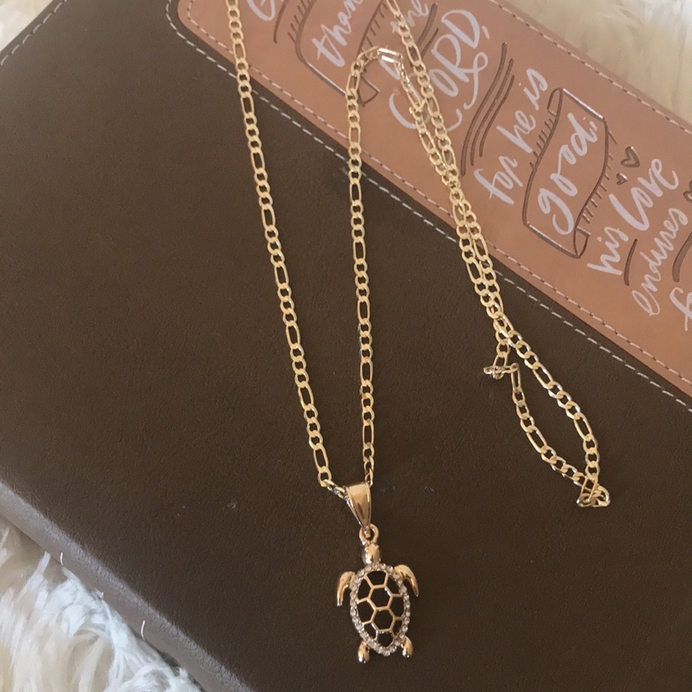 Gold plated turtle Charm with rhinestone with Necklace - Picture 1 of 7